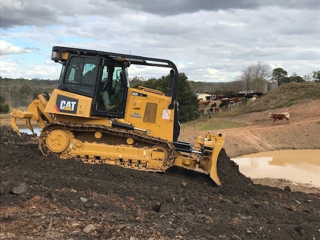 CAT D6K dozer