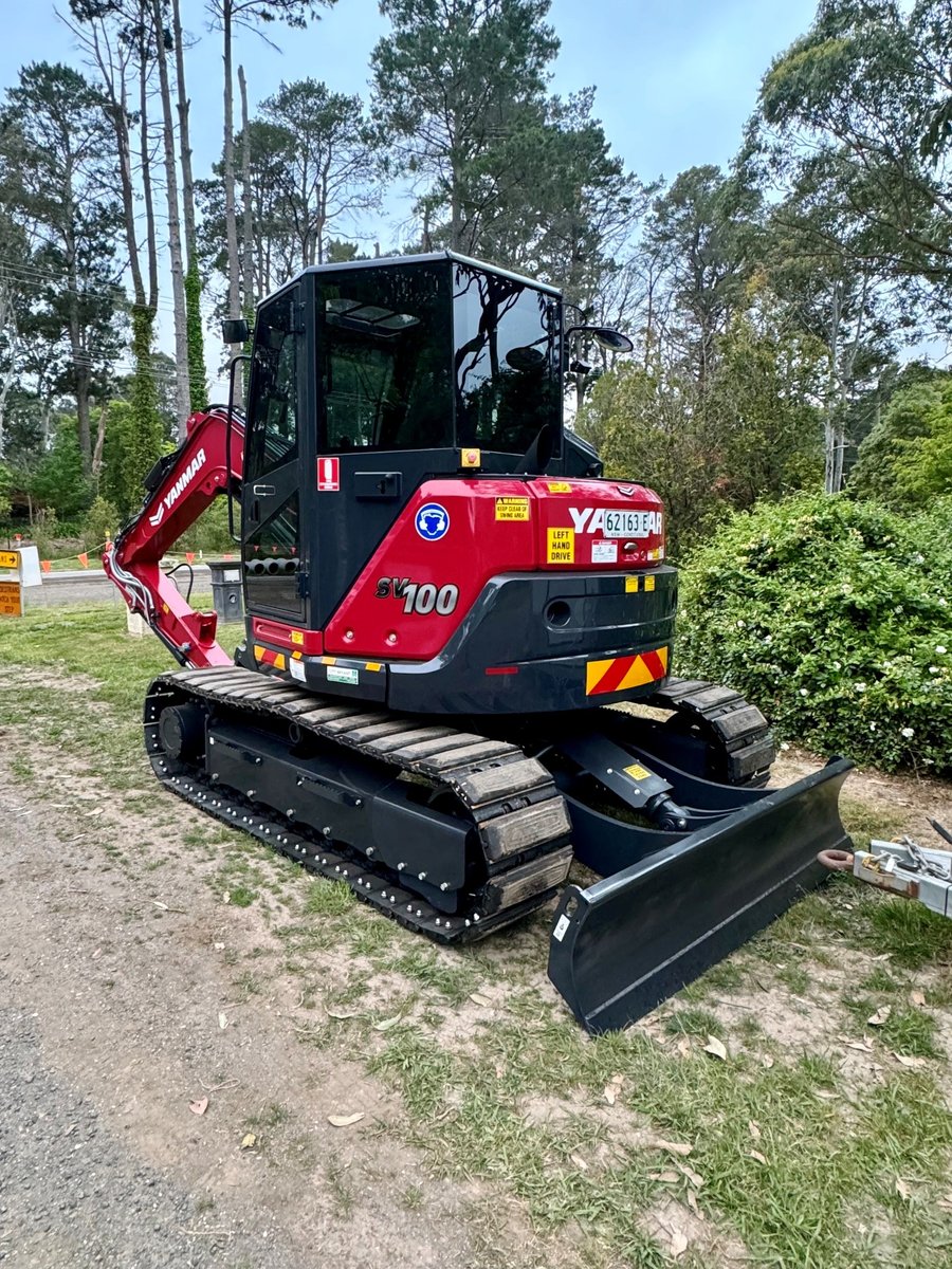 10 tonne Yanmar excavator